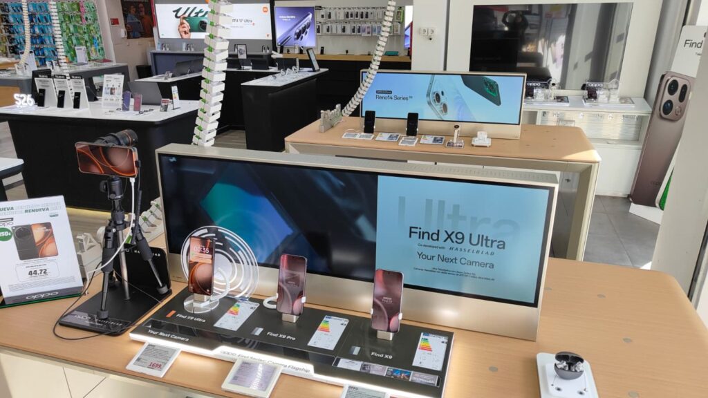 Punto de venta OPPO en una tienda