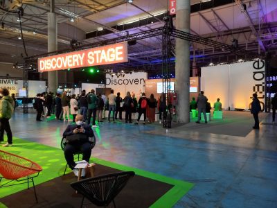 La imagen muestra MWC Barcelona después de haber sido implementado por Merchanservis.