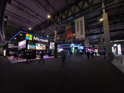 La imagen muestra MWC Barcelona después de haber sido implementado por Merchanservis.